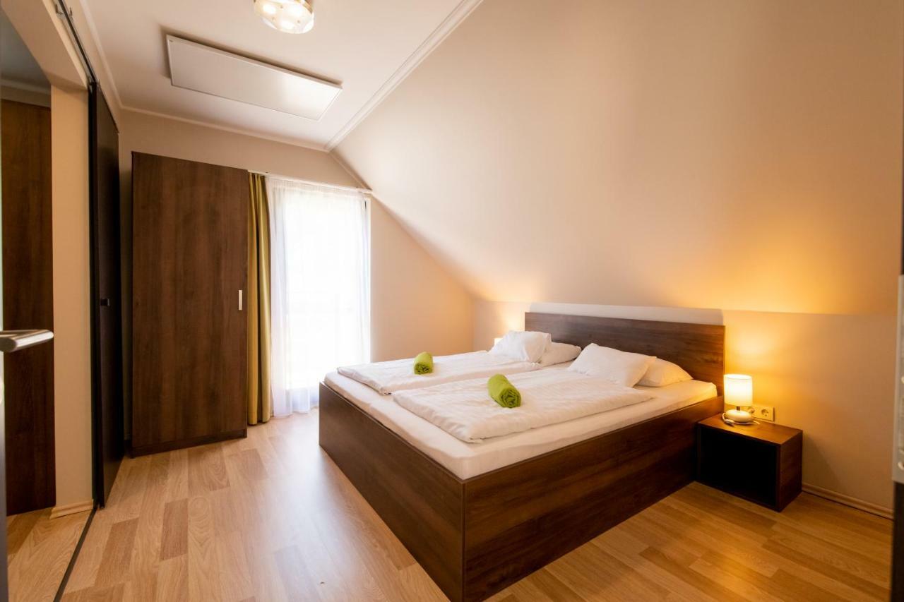 Dunazug Apartmanház Dömös Esterno foto